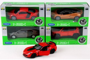 SAMOCHODY AUTA MODEL W SKALI 1.34-1.39 MIX WZORÓW 19721 WELLY